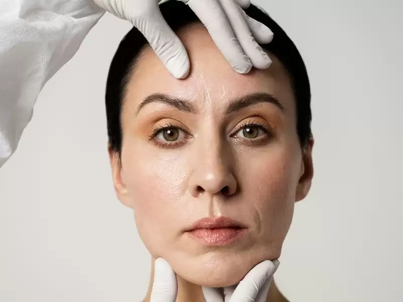 burun-estetigi-rinoplasti-ile-yuz-germe-ameliyati-birlikte-yapilabilir-mi