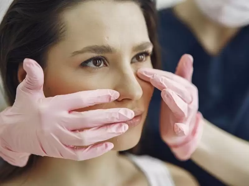 istanbul-revizyon-rinoplastide-neden-tercih-edilen-merkezlerden-biri