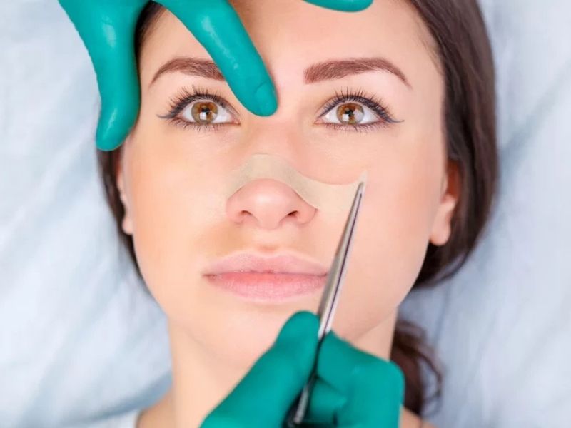 kalin-derili-burunlarda-ozel-yaklasim