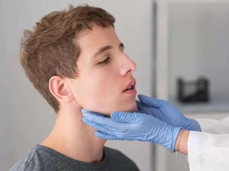 kemerli-burun-dorsal-hump-nedir